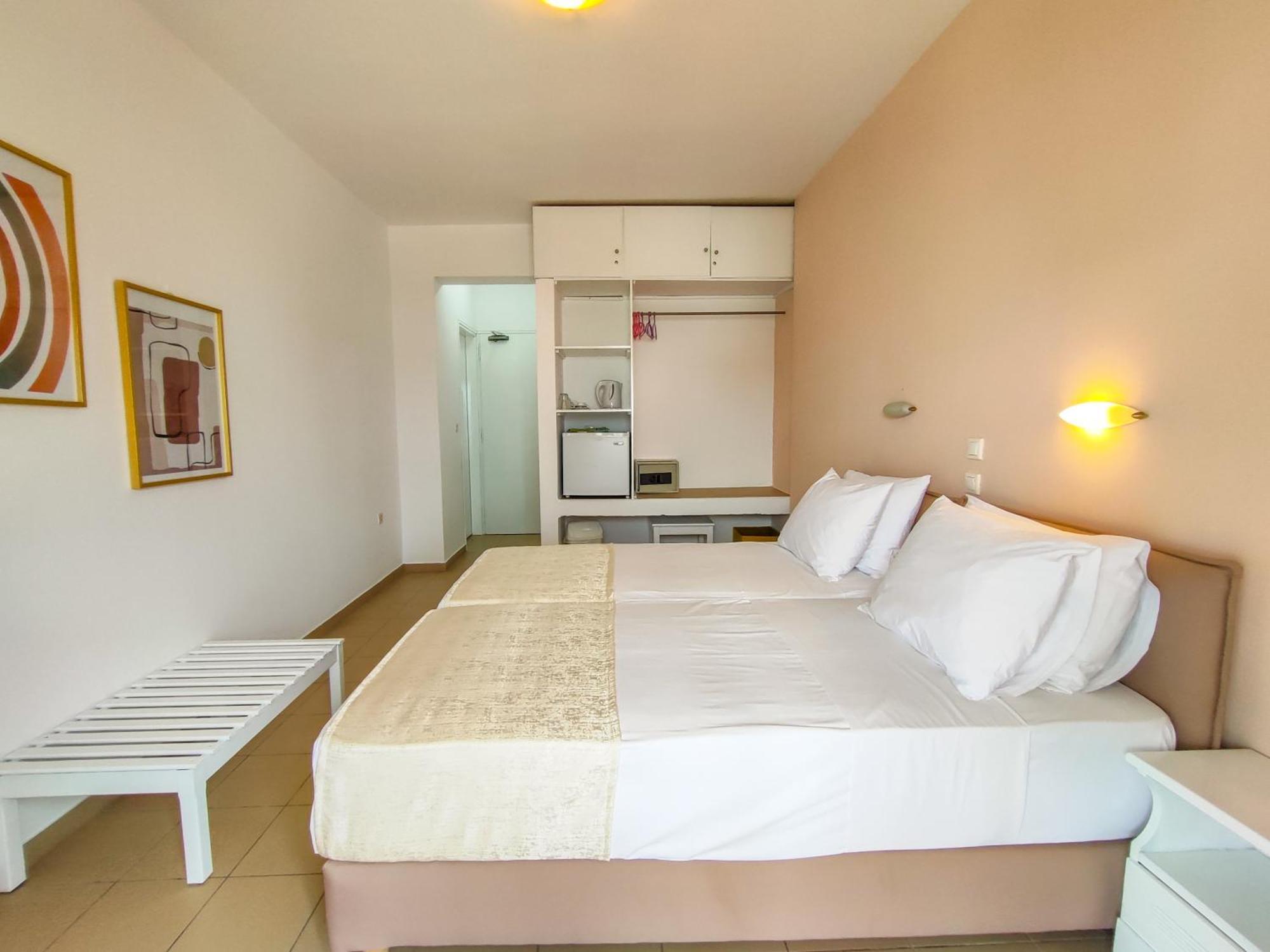 Al Mar Hotel Skiathos Town Exterior photo